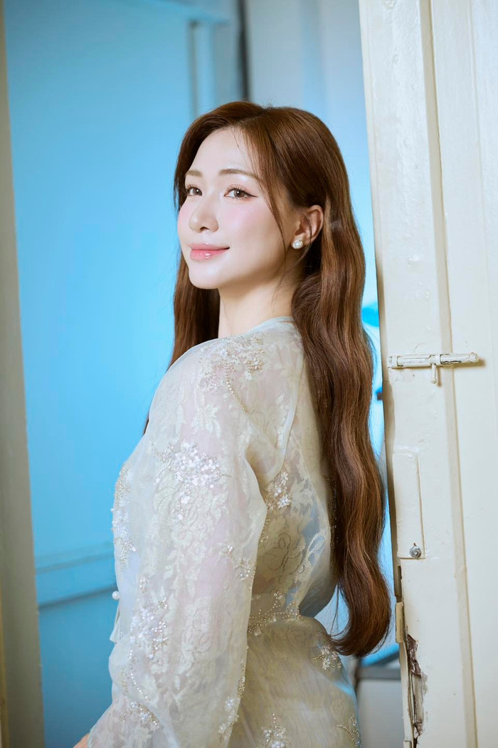 Hòa Minzy từng úp mở về việc tổ chức buổi gặp gỡ thân mật cùng khán giả nhân dịp sinh nhật.