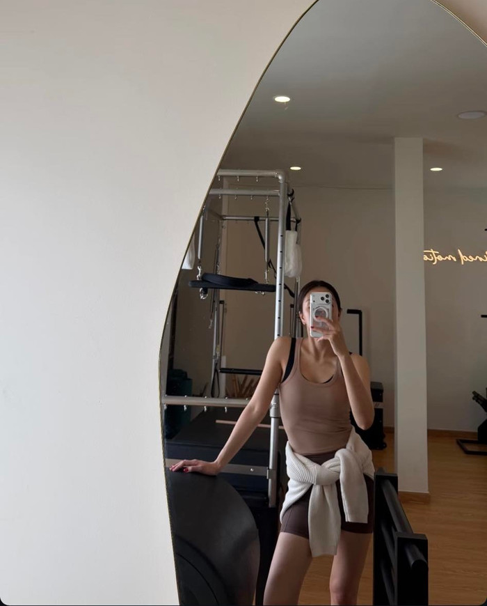 Vóc dáng của Tăng Thanh Hà ở tuổi 40.