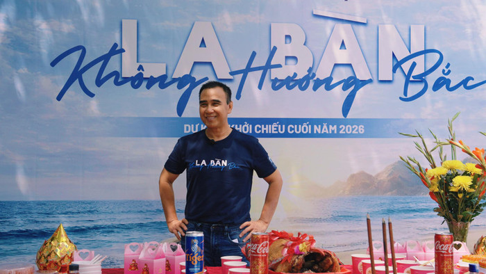 Nghệ sĩ Quyền Linh thử sức với vai trò cố vấn nghệ thuật trong La Bàn Không Hướng Bắc. Ảnh: ĐPCC