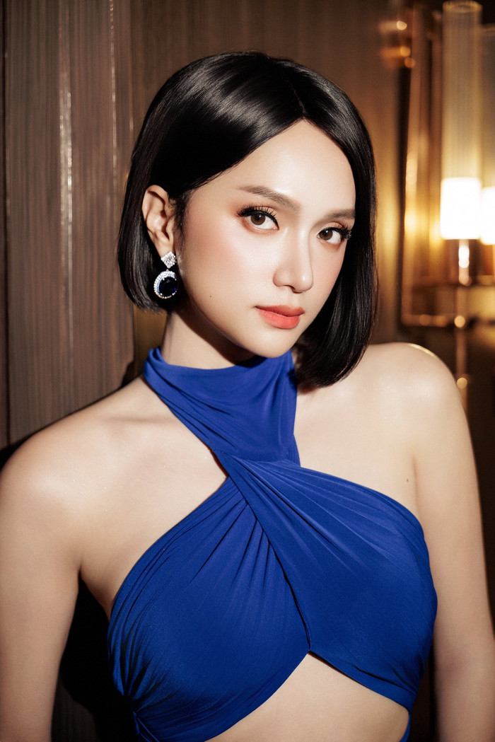 Người đẹp 9X sử dụng nhiều bộ tóc giả nhằm mang đến hình ảnh mới mẻ, lạ mắt trong hành trình thi MGI All Stars.