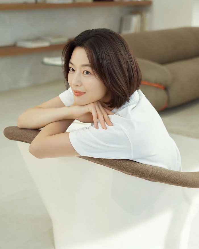 Jun Ji Hyun đang bận rộn tham gia các hoạt động quảng bá bộ phim mới nhất sau một thời gian dài 'ở ẩn'. Ảnh: IGNV