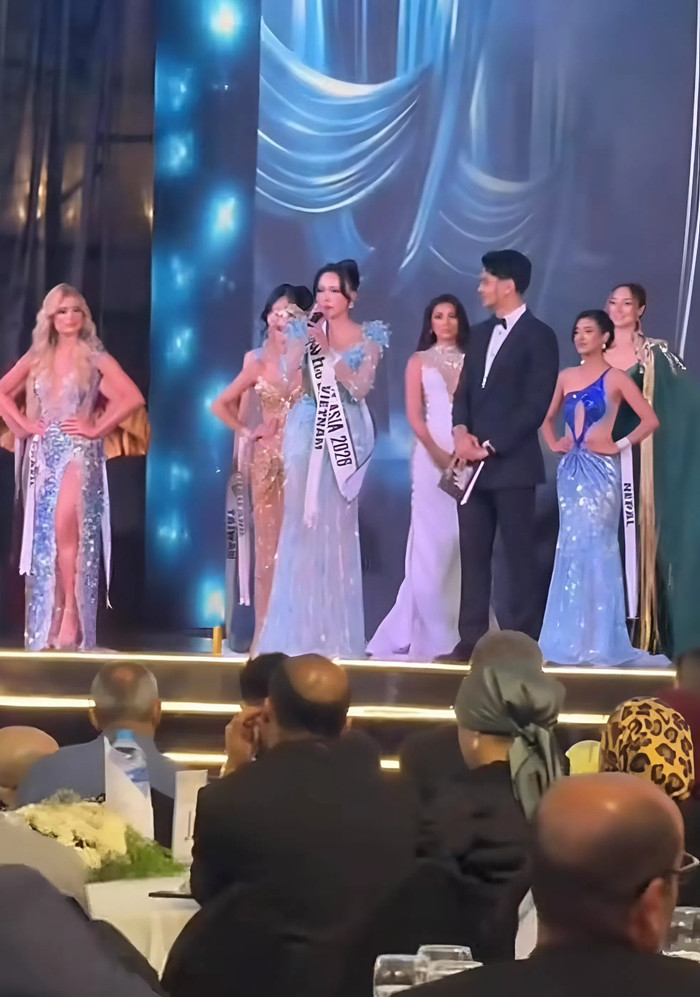 Ban tổ chức Miss Eco International thông báo tước danh hiệu của người đẹp Việt Nam.
