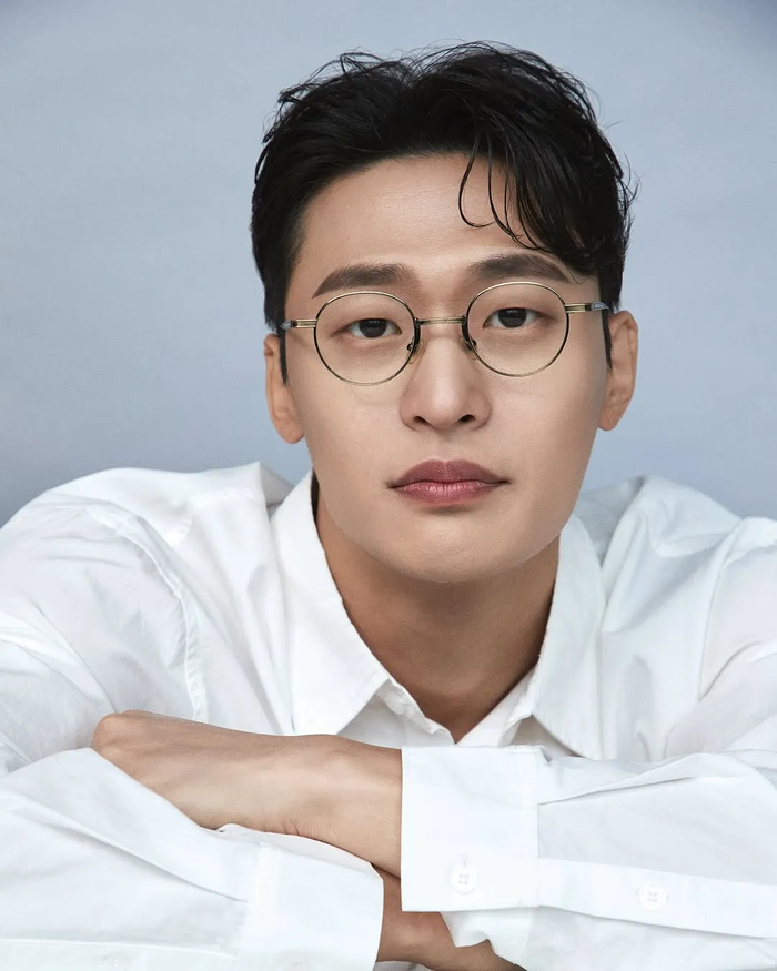 Oh Dong Min gửi lời cảm ơn tới khán giả vì những lời chúc và sự ủng hộ dành cho anh và người bạn đời.