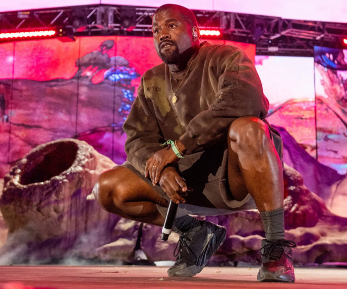 Kanye West tuyên bố phá kỷ lục với concert 118.000 khán giả giữa làn sóng tẩy chay tại châu Âu Ảnh 2