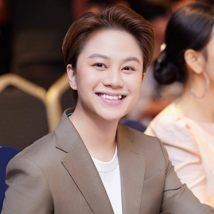 Nhiều người mong nữ diễn viên sớm trở lại với một vai diễn đủ hay để công chúng nhớ đến cái tên Bảo Hân nhiều hơn Ánh Dương.