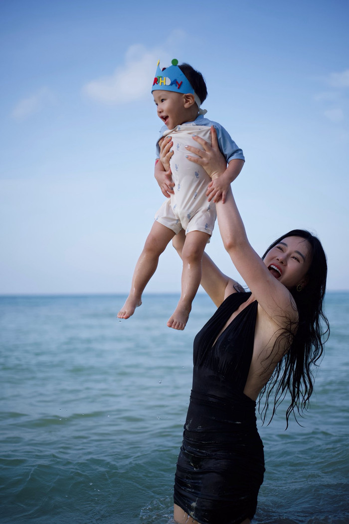 Bộ môn mùa hè được Phương Oanh cho cặp song sinh học từ năm 1 tuổi có gì đặc biệt? Ảnh 4