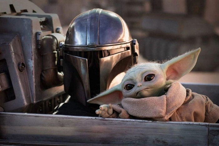 Sau nhiều năm tranh cãi và hụt hơi, The Mandalorian and Grogu cho thấy 'Thần lực' vẫn đủ kéo khán giả ra rạp.