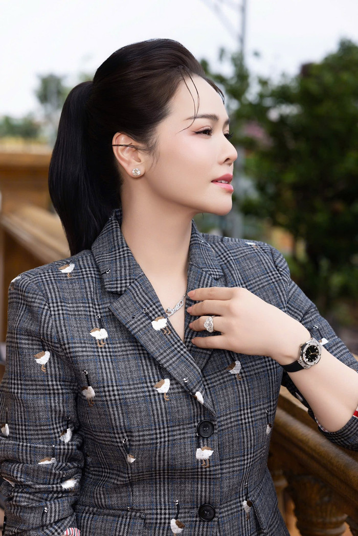 Mừng cho hạnh phúc của Nhật Kim Anh ở tuổi 41 Ảnh 3
