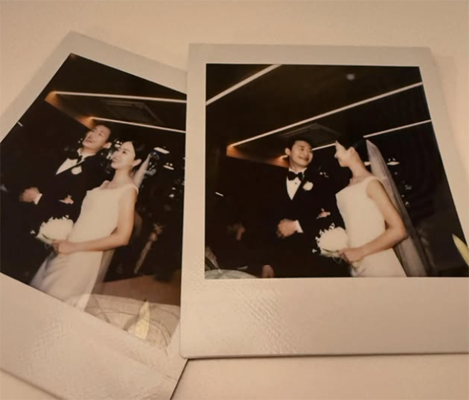 Oh Dong Min và Noh Susanna lần đầu chia sẻ những khoảnh khắc ngọt ngào bên trong lễ cưới.