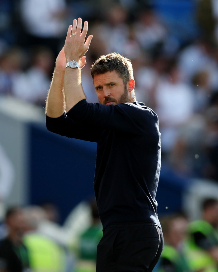 Sau khi chính thức được nâng cấp vai trò, Michael Carrick giờ có thể đẩy nhanh kế hoạch chuẩn bị cho mùa giải mới của Manchester United. Ảnh: Manchester United