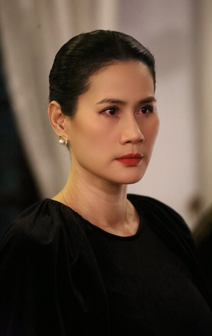Nữ nghệ sĩ chia sẻ cuộc sống bận rộn làm việc để chăm lo cho mẹ già và các con thơ. Ảnh: FBNV