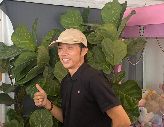 Sự trở lại của Hoài Linh càng nhận được nhiều sự quan tâm bởi đây là vai diễn điện ảnh tiếp theo của anh sau biến cố sức khỏe từng khiến công chúng lo lắng năm 2021.&nbsp;