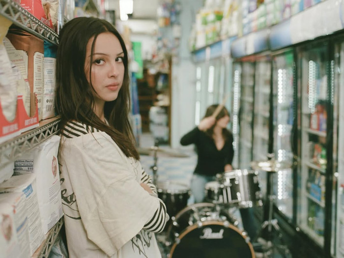 Olivia Rodrigo lập kỷ lục mới với album thứ ba, khẳng định vị thế ngôi sao nhạc pop hàng đầu Ảnh 2
