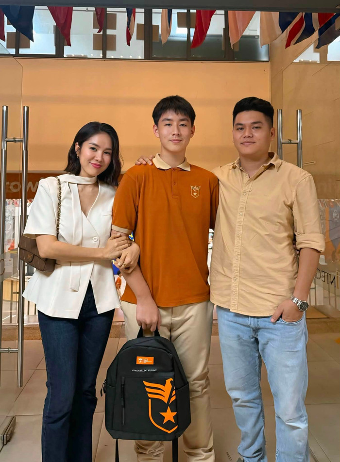 Niềm vui giản dị của Lê Phương lúc này chính là nhìn các con lớn lên từng ngày.