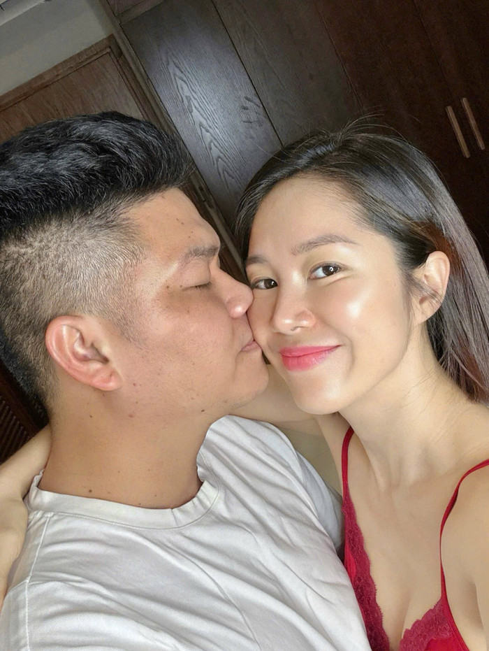 Lê Phương hiện có hôn nhân viên mãn.