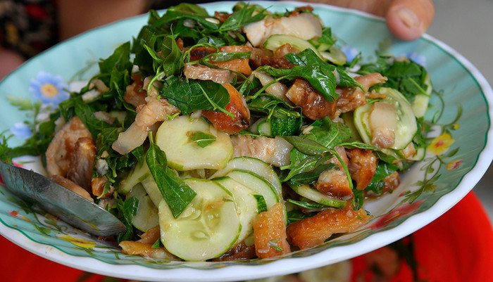 Món gỏi sầu đâu nổi tiếng ở An Giang.