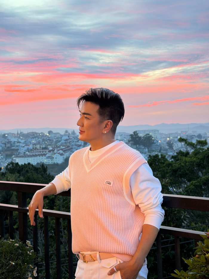 Ca sĩ Đàm Vĩnh Hưng thông báo tin vui liên quan đến hành trình thiện nguyện.
