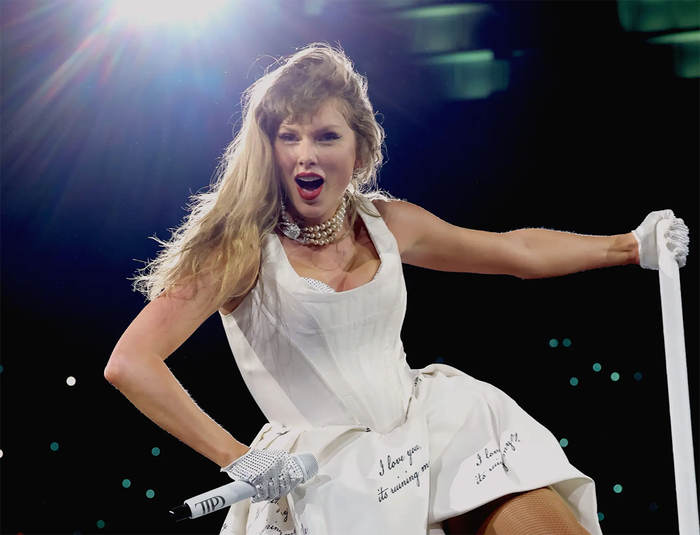 Ồn ào giữa Taylor Swift và Scooter Braun bắt đầu từ năm 2019.