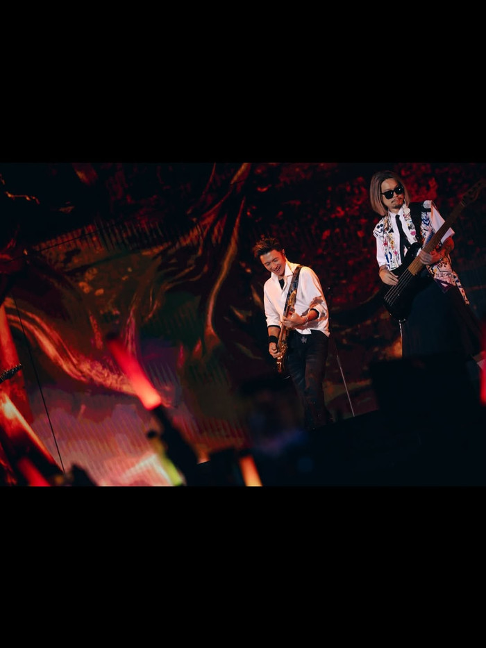 Hàng ngàn người rơi nước mắt trong concert của Tạ Đình Phong Ảnh 5