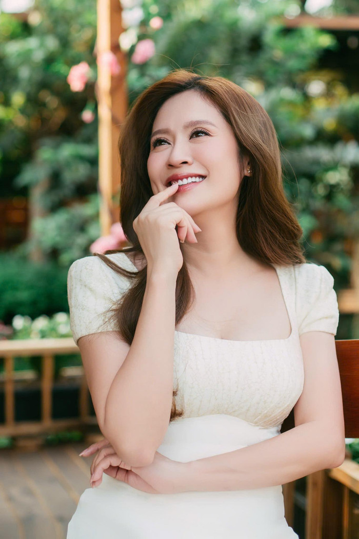 Nhiều khán giả bày tỏ sự tiếc nuối dành cho Thanh Thúy, gợi ý cô nên cân nhắc quay lại với lĩnh vực phim truyền hình.