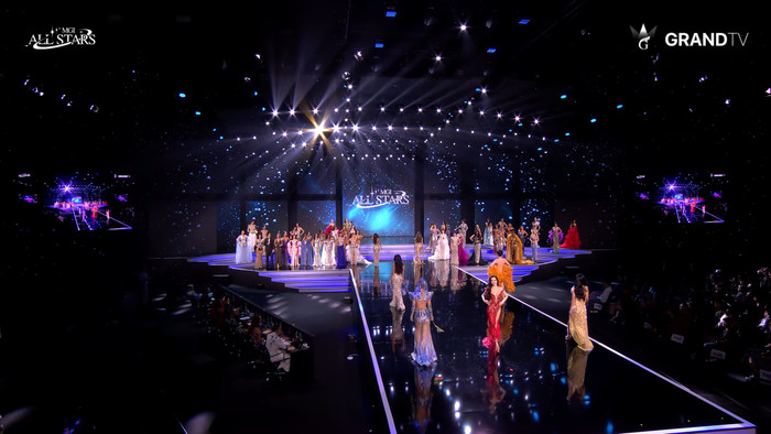 Trực tiếp chung kết Miss Grand International All Stars 2026: Hương Giang lọt top 3 chung cuộc, ghi điểm khi ứng xử trôi chảy Ảnh 6