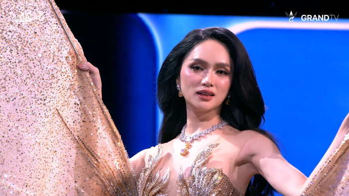 Trực tiếp chung kết Miss Grand International All Stars 2026: Hương Giang tung skill váy dạ hội cánh bướm Ảnh 5