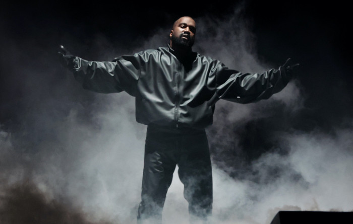 Chính quyền Hà Lan cho phép Kanye West biểu diễn giữa làn sóng hủy show tại châu Âu Ảnh 4