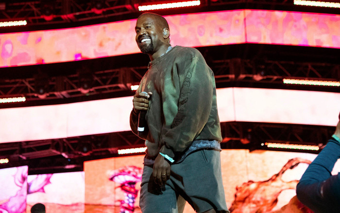 Chính quyền Hà Lan cho phép Kanye West biểu diễn giữa làn sóng hủy show tại châu Âu Ảnh 2