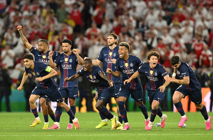 PSG đã bảo vệ thành công chức vô địch Champions League khi đánh bại Arsenal trên chấm luân lưu sau trận chung kết kéo dài 120 phút tại Budapest. Ảnh: Reuters