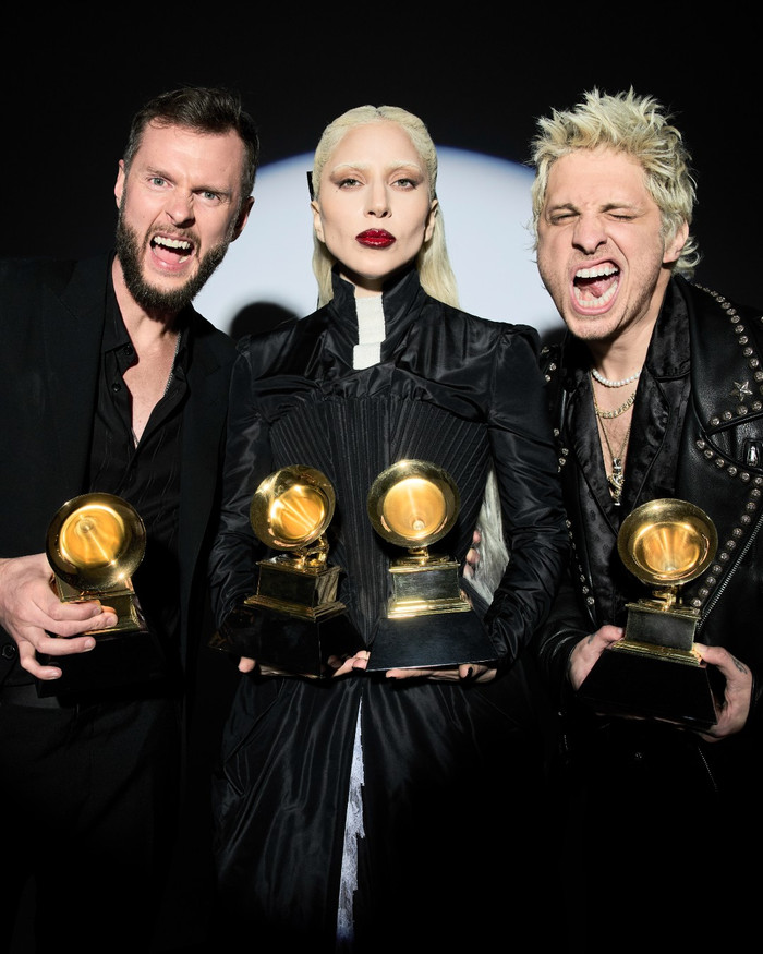 Madonna 'chiêu mộ' ê-kíp đứng sau album thắng GRAMMY của Lady Gaga Ảnh 3