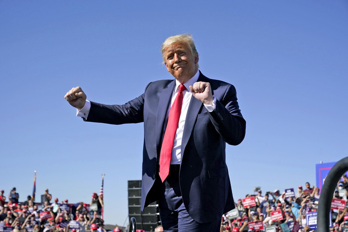 Ông Donald Trump nói đã giúp bản hit YMCA 'hồi sinh' Ảnh 1