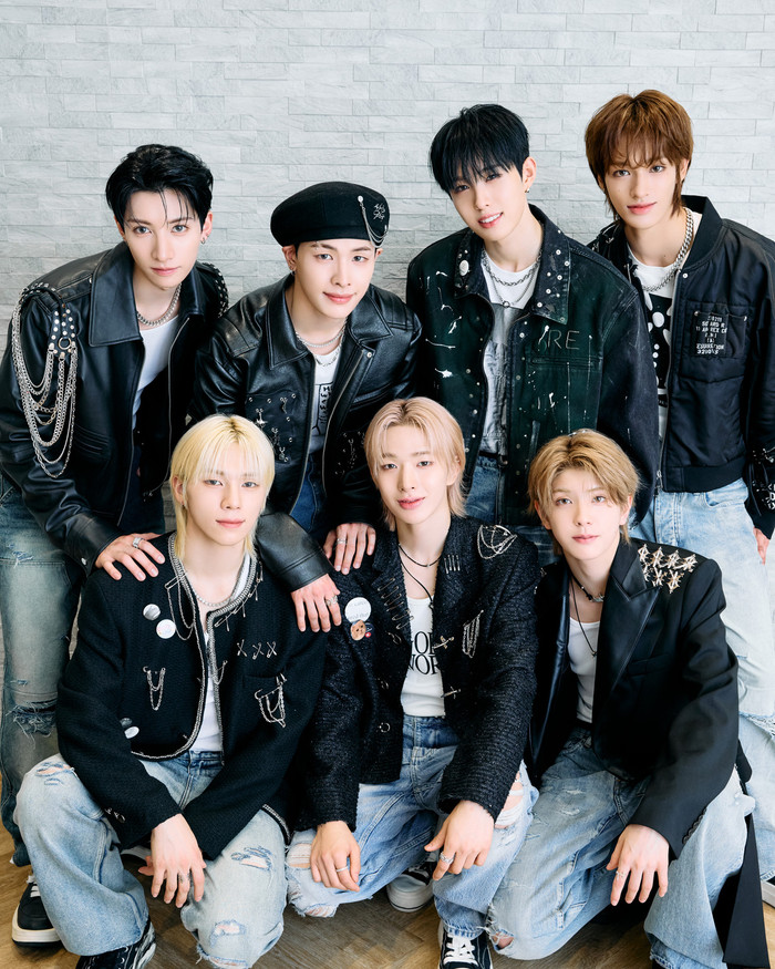 BTS vẫn giữ 'ngai vàng' Ảnh 4
