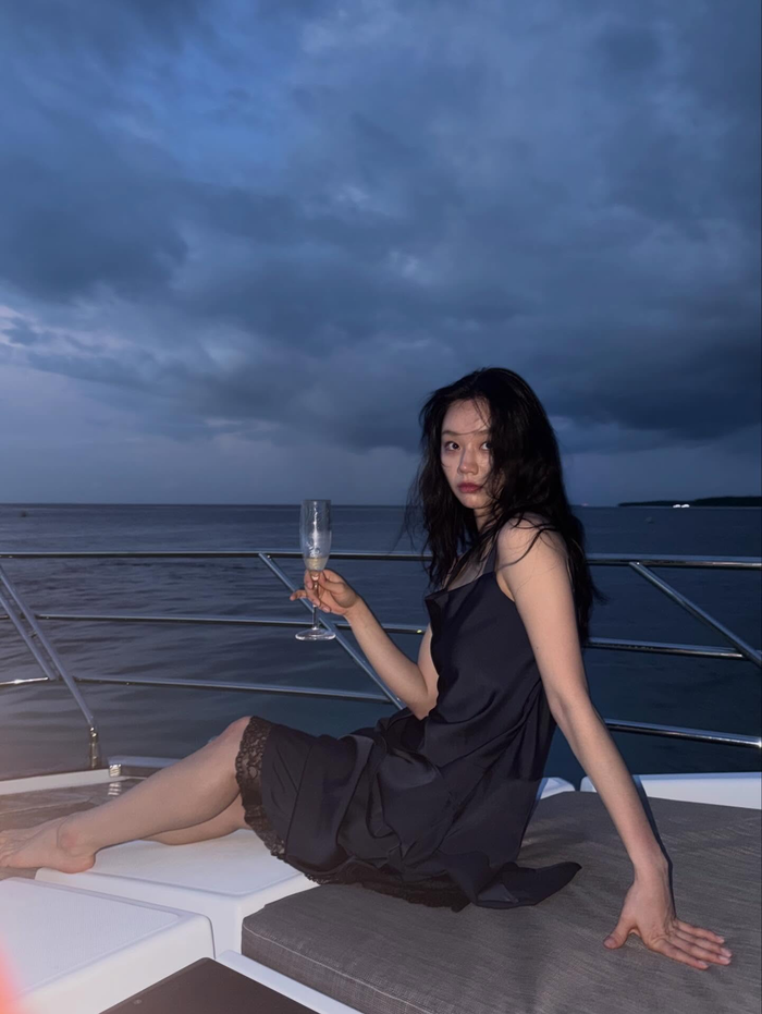 Nhiều ý kiến cho rằng Hyeri ngày càng thăng hạng về nhan sắc lẫn phong cách.&nbsp;