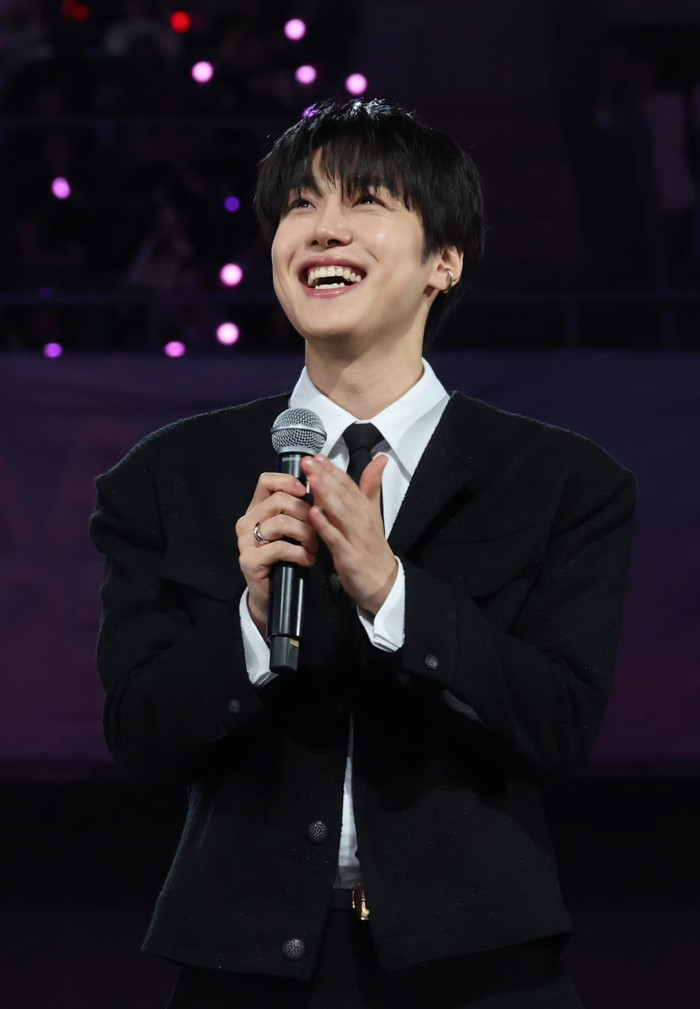 Lee Jun Young giải nghệ ca hát Ảnh 1