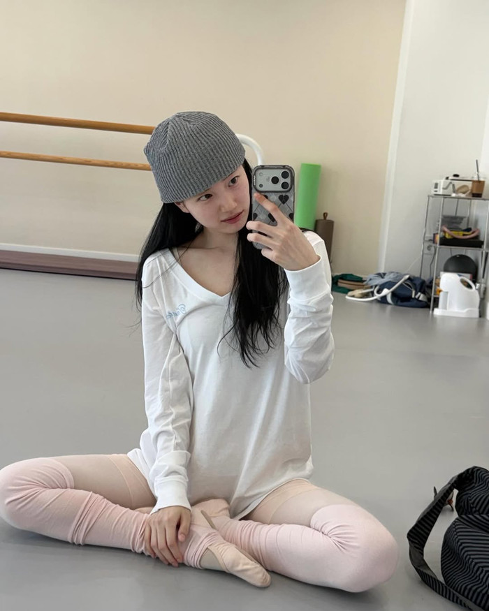 Suzy khá cởi mở, thoải mái khi chia sẻ ảnh đời thường. Ảnh: IGNV