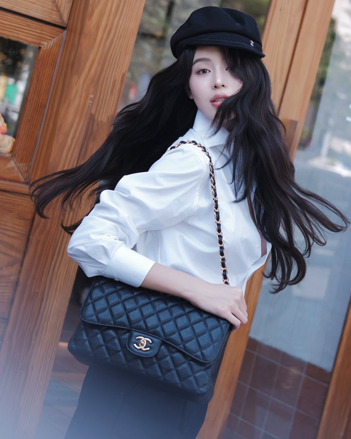Thanh Thủy khoe visual xinh đẹp trong bộ hình mới nhất. Ảnh: IGNV
