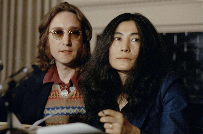 Con trai lên tiếng về tranh cãi phim tài liệu của danh ca John Lennon Ảnh 1