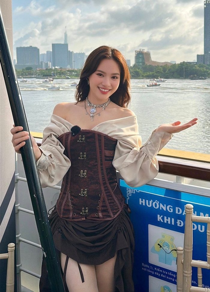 Ninh Dương Lan Ngọc là một trong những gương mặt nữ diễn viên có sức hút phòng vé hàng đầu.