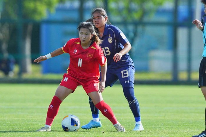 U17 nữ Việt Nam đang đứng trước thời khắc quyết định ở vòng bảng Giải U17 nữ châu Á 2026, khi thầy trò HLV Masahiko Okiyama buộc phải đánh bại Myanmar ở lượt trận cuối nếu muốn nuôi hy vọng giành vé vào tứ kết. Ảnh: FAT