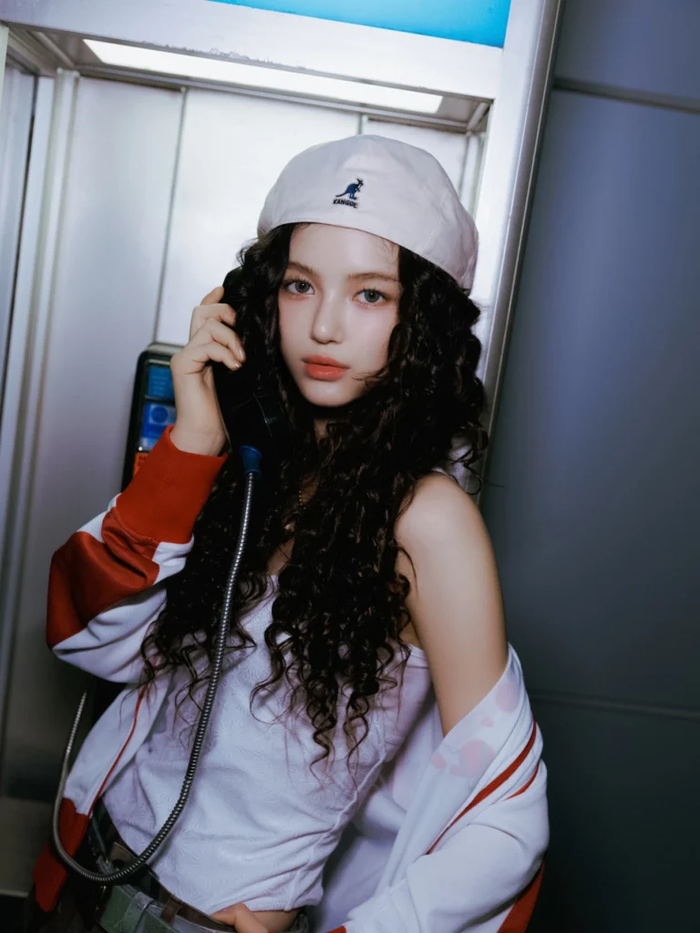 Danielle vướng ồn ào kiện tụng với ADOR.