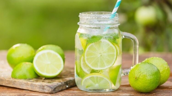 Loại nước nhiều người uống mỗi sáng để giảm cân nhưng dùng sai sẽ gây hại Ảnh 1