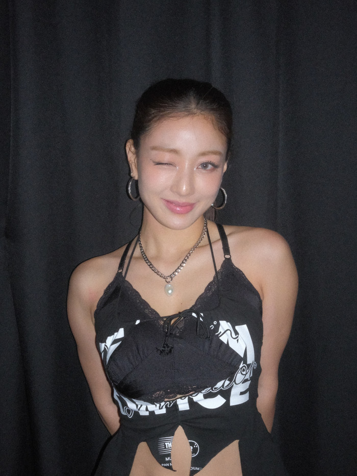Jihyo (TWICE) gây sốt với thân hình siêu thực Ảnh 2