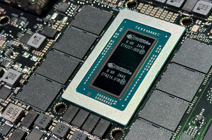 Chip xử lý Nvidia GB10 Grace Blackwell Superchip được trưng bày tại hội nghị GTC của công ty ở San Jose, California, Mỹ, ngày 19 tháng 3 năm 2025. Ảnh: Reuters
