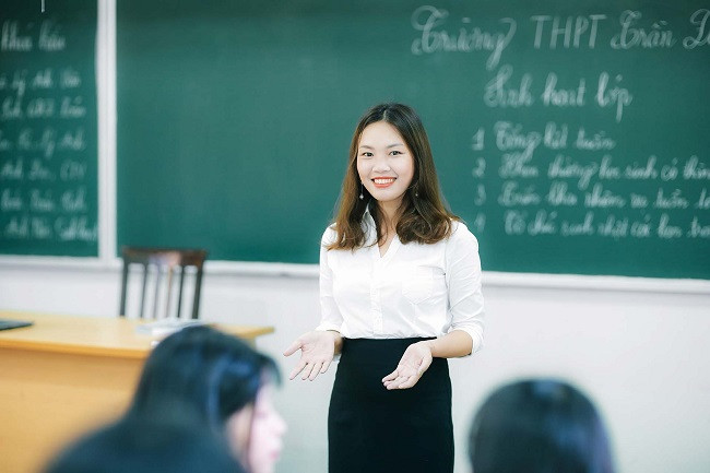 Sinh viên theo học Ngành Sư phạm Ngữ văn có nhiều cơ hội phát triển nghề nghiệp. Ảnh minh hoạ