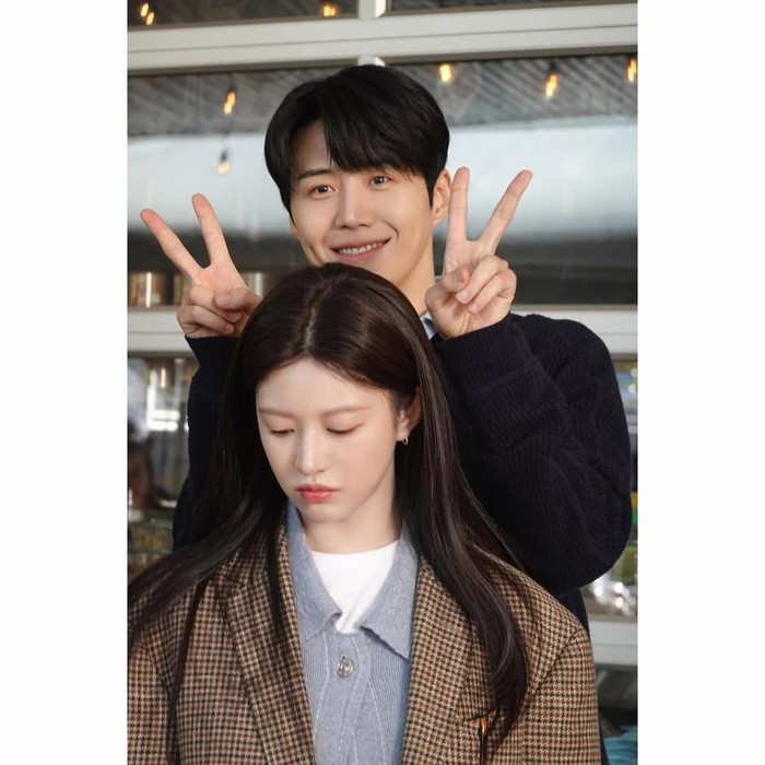 Kim Seon Ho và Go Yoon Jung được nhiều khán giả yêu thích khi kết hợp trong Tiếng Yêu Này Anh Dịch Được Không?