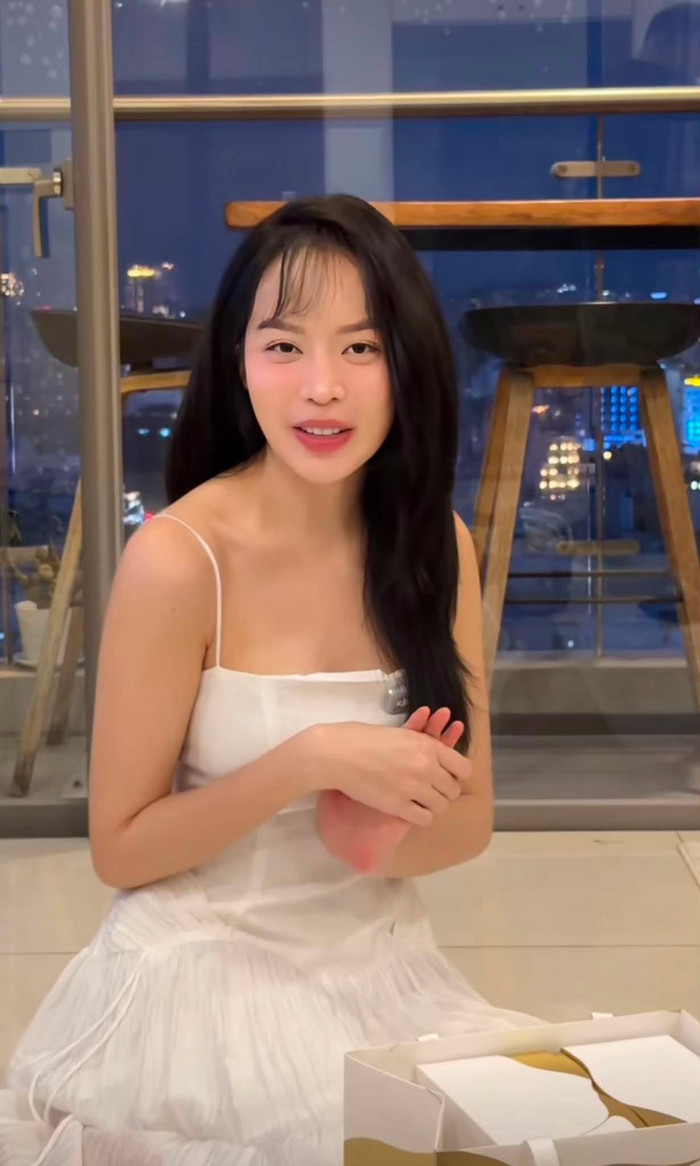 Hoa hậu Thanh Thủy chia sẻ về chuyến công tác tại Nhật Bản.