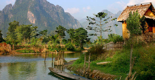 Từ quê hương Hồ Văn Cường có thể trải nghiệm hành trình sang Lào đặc biệt như thế nào? Ảnh 4
