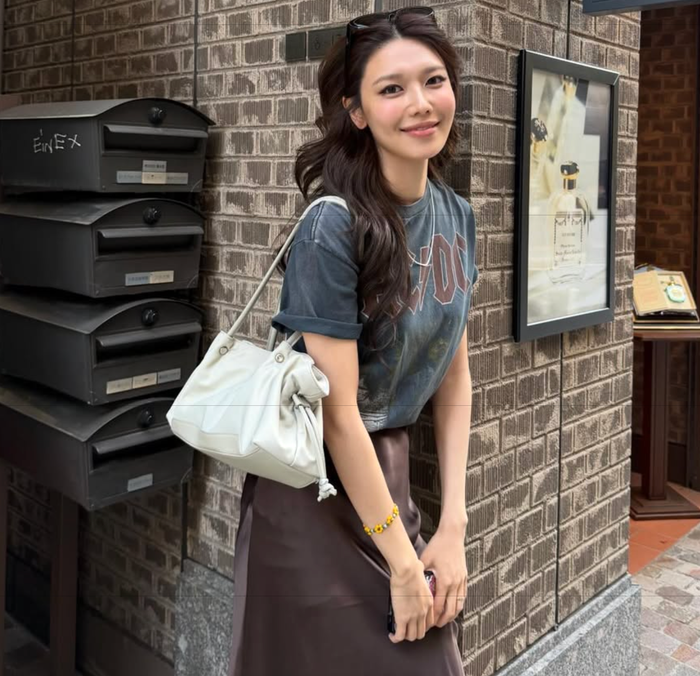 Choi Soo Young gây chú ý với động thái trên mạng xã hội sau thông tin chia tay Jung Kyung Ho Ảnh 3