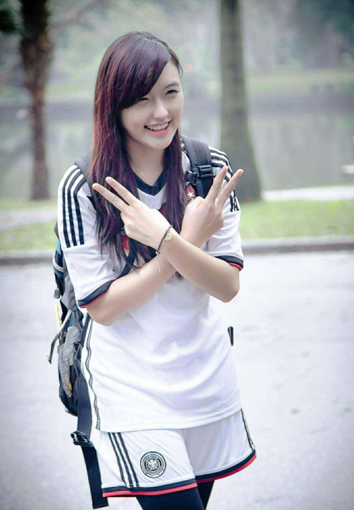Hot girl Phương Chi: 'Tuyển Đức có thể cạnh tranh chức vô địch với mọi đối thủ' Ảnh 2