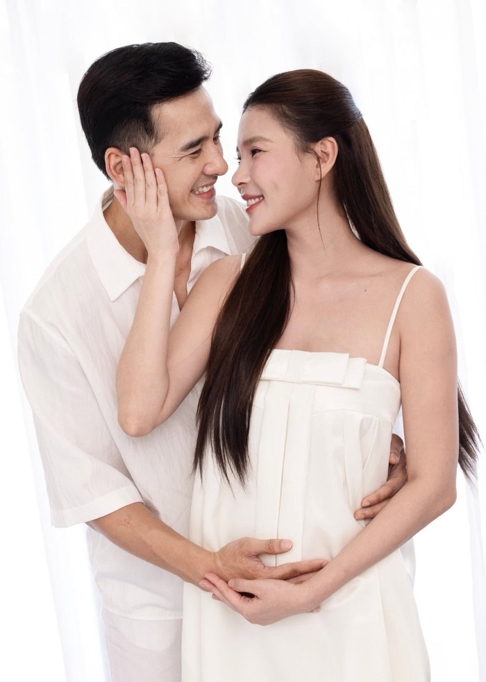Thúy Diễm tiết lộ được Lương Thế Thành cưng chiều khi mang bầu lần 2.&nbsp;